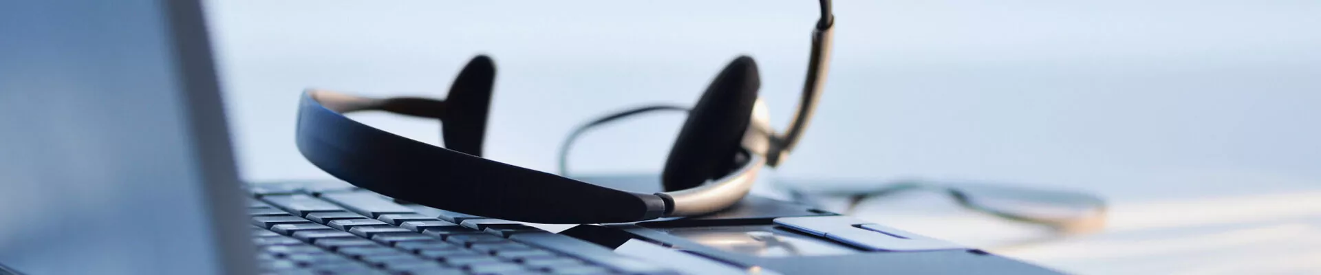 Կապ մեզ հետ